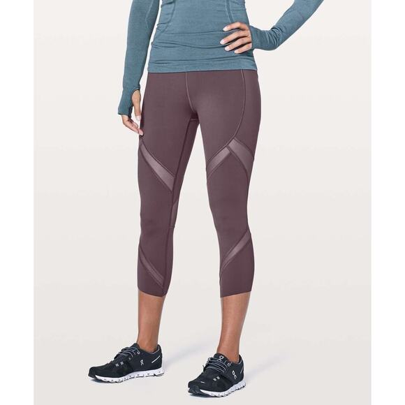 Lululemon On Pace Crop Leggings Nulux 21" Inseam W6AN8S Vintage Grape Purple 6 - Picture 1 of 12